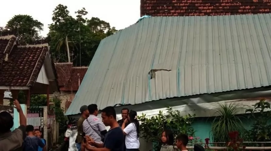 Angin Puting Beliung Terjang Banyuwangi, 13 Rumah Rusak